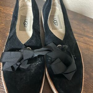 UGG Women's Black Suede Flats with Ribbon Detail